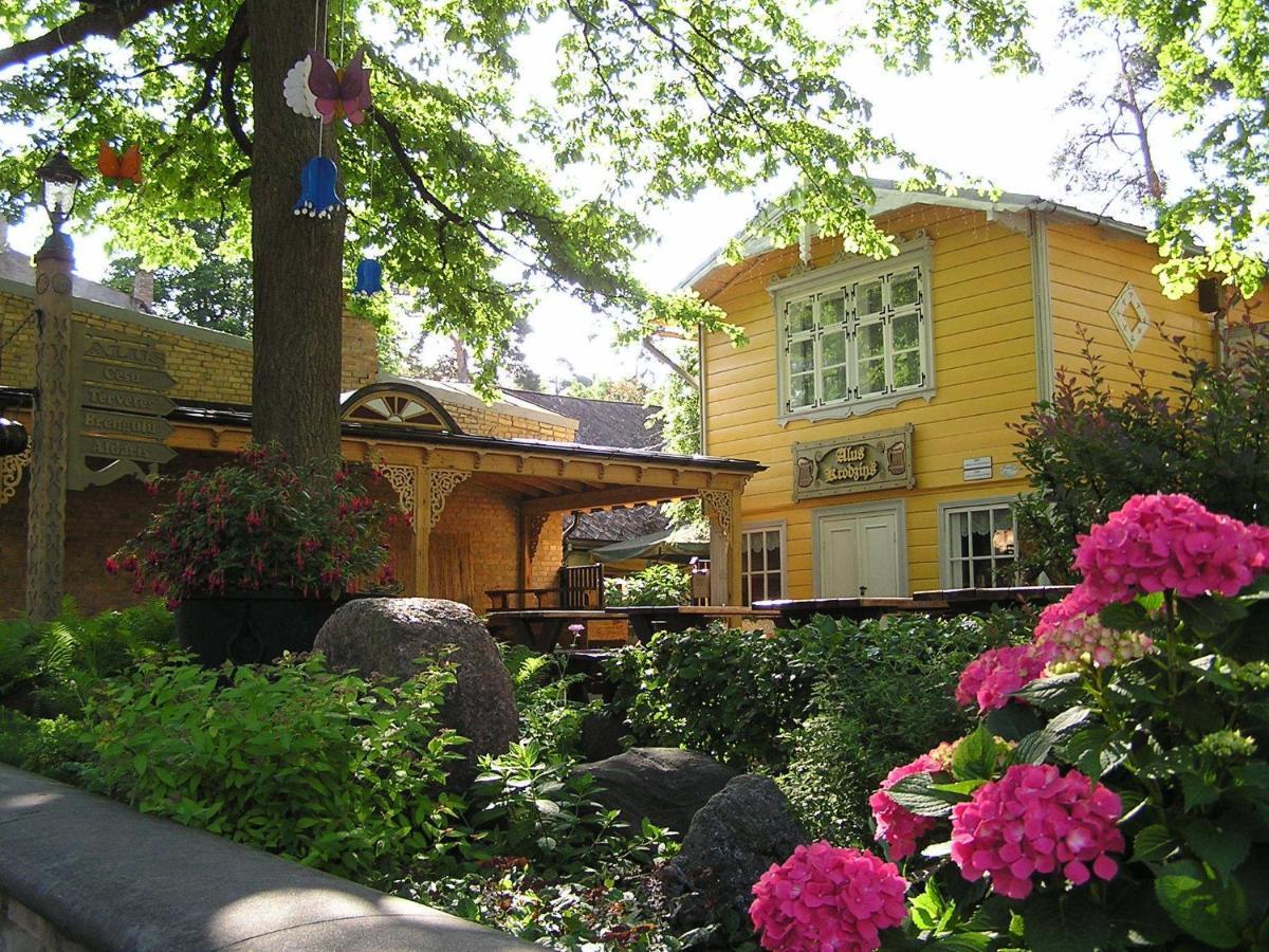 Hotel Majoru Promenade Jūrkalne Exterior foto
